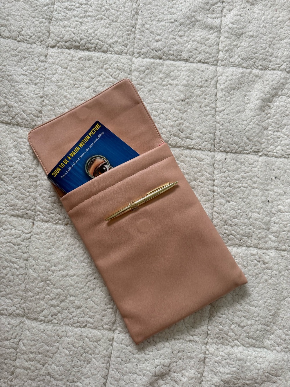 Chapters Blush Pink Leatherette Book & Document Sleeve (Includes Gold Pen)
